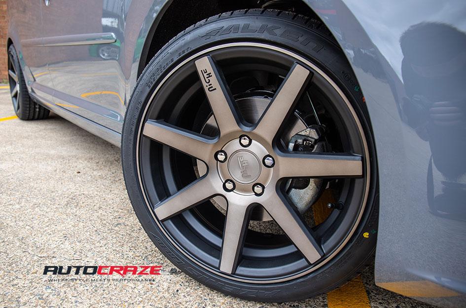 VOLKSWAGEN CADDY VERONA BLACK   MACHINED WITH DARK TINT